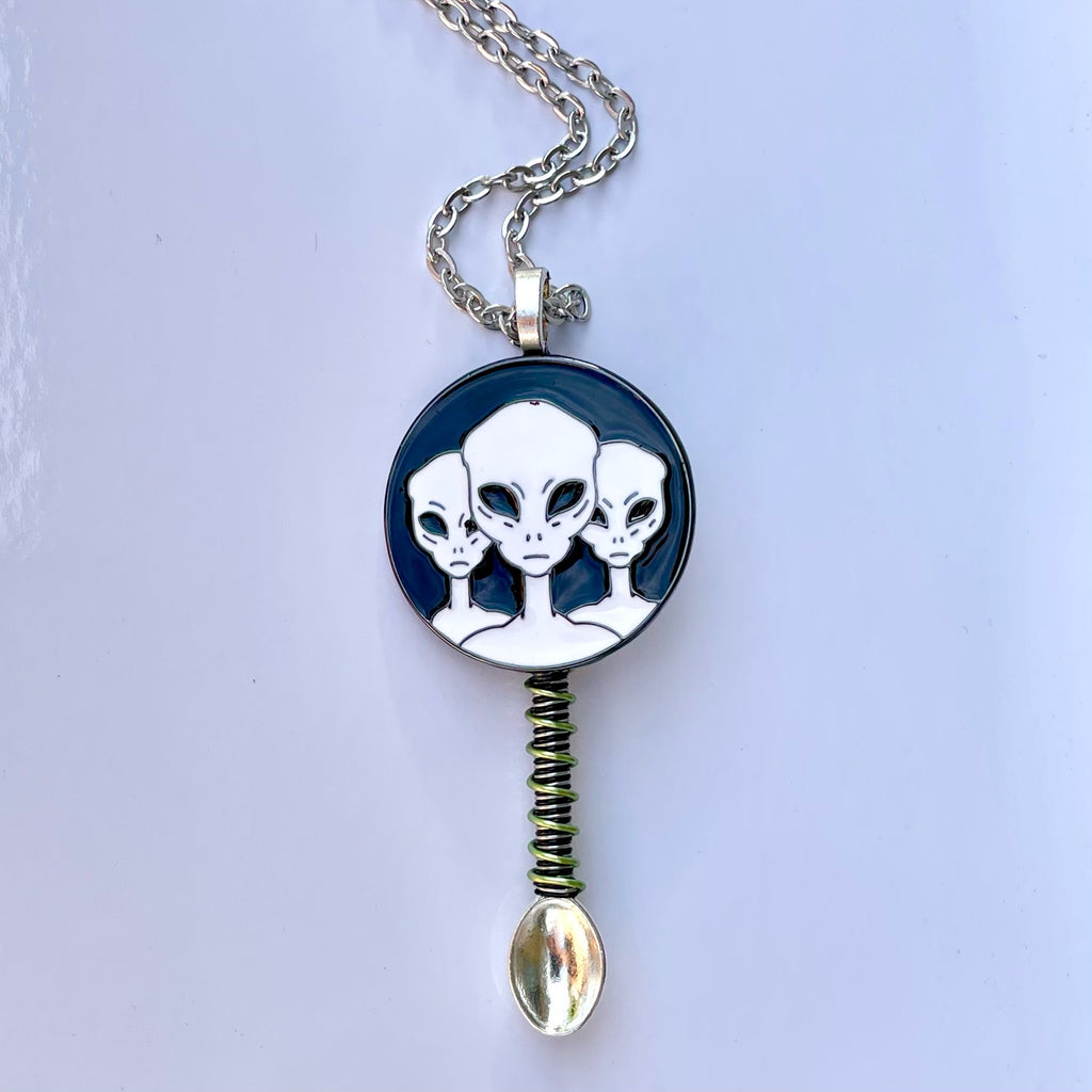 Alien-Spoon_1024x1024.jpg?v=