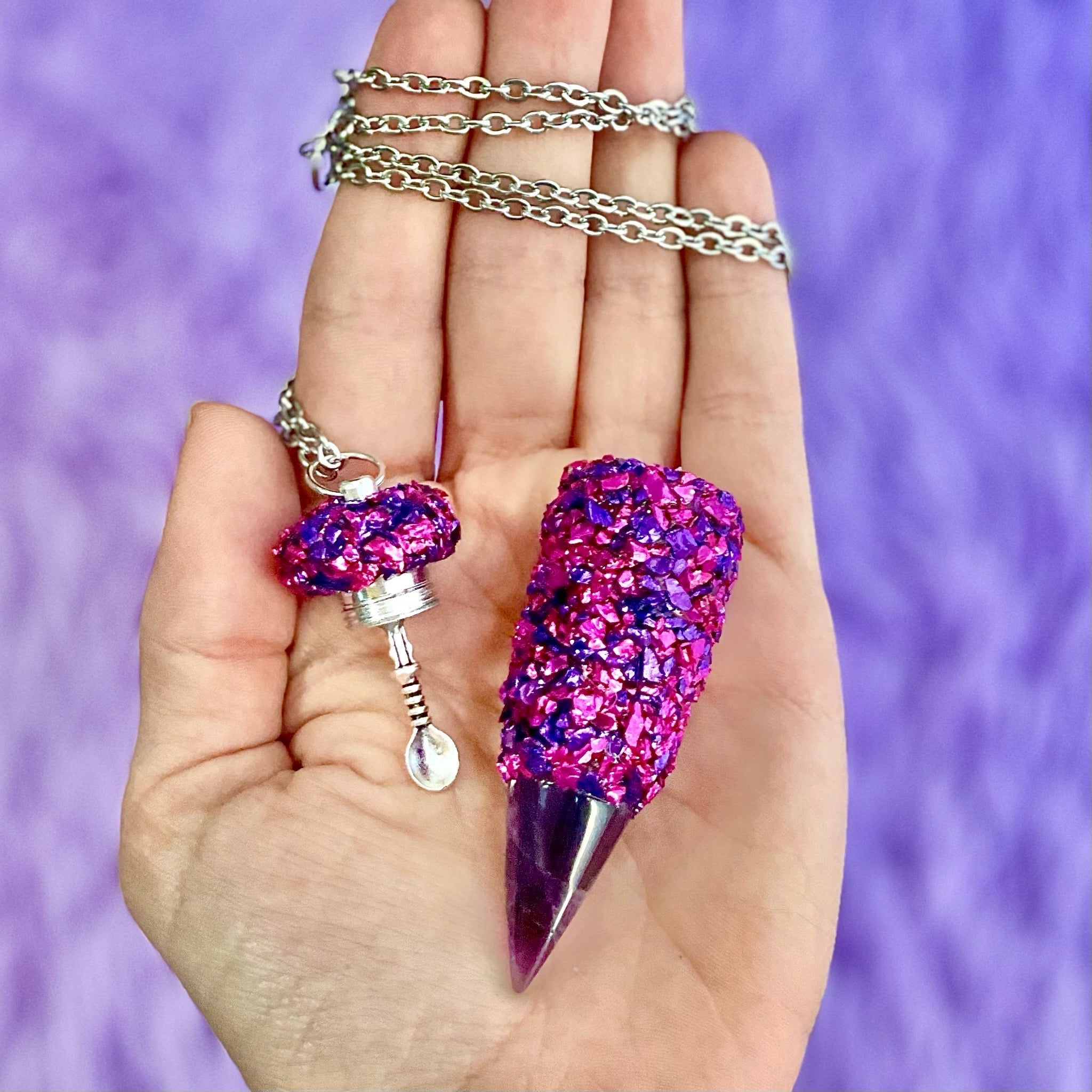 Cruel intentions deals coke necklace