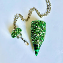 Green Stash Necklace With Spoon