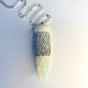 Snuff Vial With Spoon Necklace