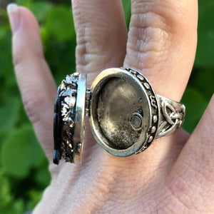 Ring With Compartment-Rave Fashion Goddess